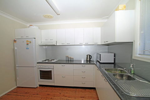 Blue Lagoon - Waterfront - Hervey Bay Accommodation 3