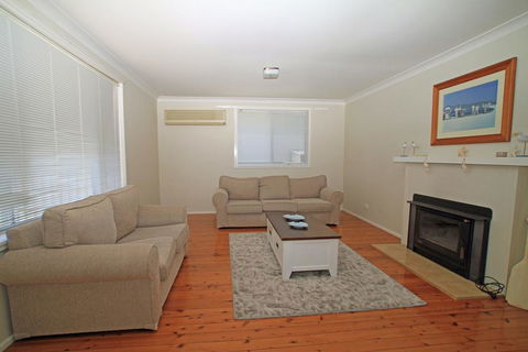Blue Lagoon - Waterfront - Hervey Bay Accommodation 2