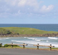 Blue Pacific 1 - Across the road from Pippi Beach - Hervey Bay Accommodation