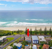 Blue Pacific 2 - Across the road from Pippi Beach - Hervey Bay Accommodation