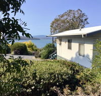 Blue Waters Holiday Cottages - Tourism Hervey Bay