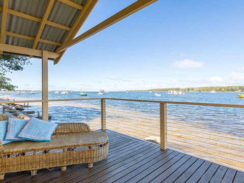 Bluewater - Riverfront Location With Water Views - Hervey Bay Accommodation 0