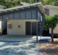 Bluewater 2 - Rainbow Shores Walk to beach private and stylish beach escape all on level - Tourism Hervey Bay