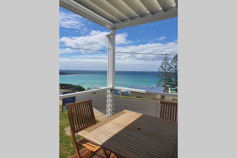 Boat Harbour Beach Luxury Villa - Hervey Bay Accommodation 2