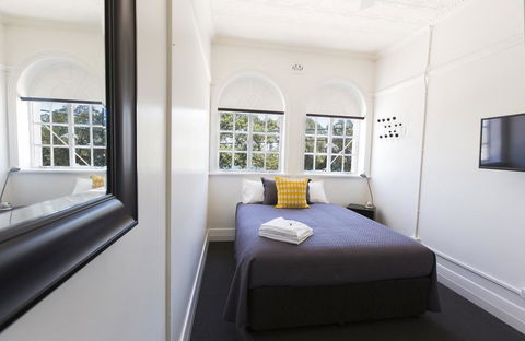 Boatrowers Hotel Stockton - Tourism Hervey Bay 2