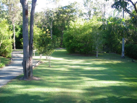 BoBRENE On Tamborine Nude Retreat - Quaint Cottage - Hervey Bay Accommodation 3