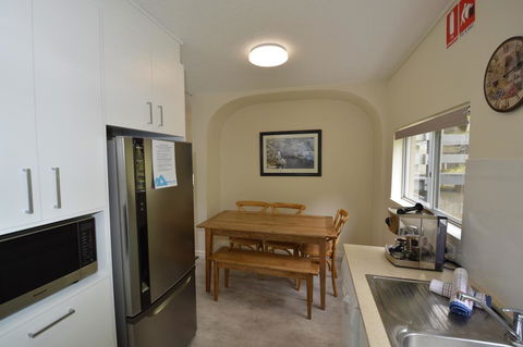 Bobuck 3B - Hervey Bay Accommodation 3