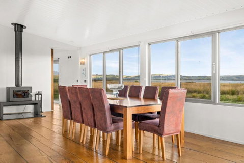 The Point Bass Coast - Hervey Bay Accommodation 2