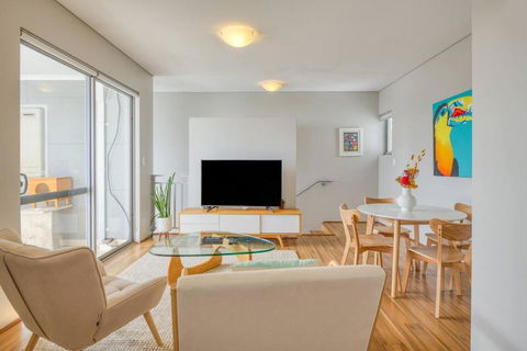 The Nordic Nook - A Relaxed Redcliffe Stay - Hervey Bay Accommodation 0