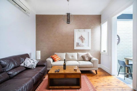 The Young - A Peaceful Parkside Delight - Tourism Hervey Bay 3