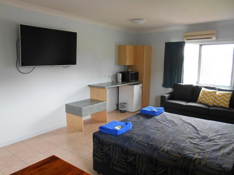 TI Motel Torres Strait - Hervey Bay Accommodation 2
