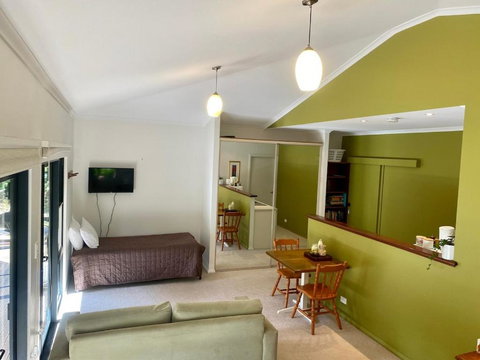 Wandana Studio Your Kalgan Escape - Tourism Hervey Bay 1