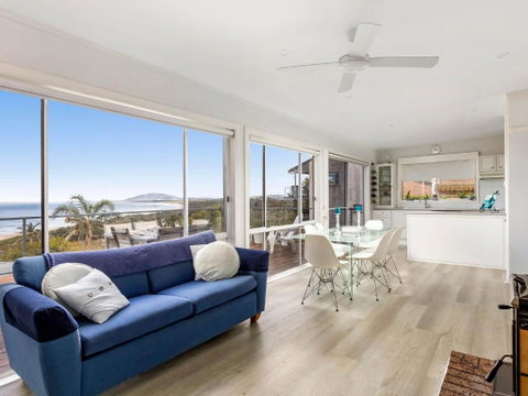 Wataview - Hervey Bay Accommodation 0