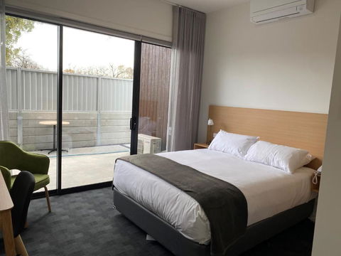 Whittlesea Motel - Tourism Hervey Bay 2