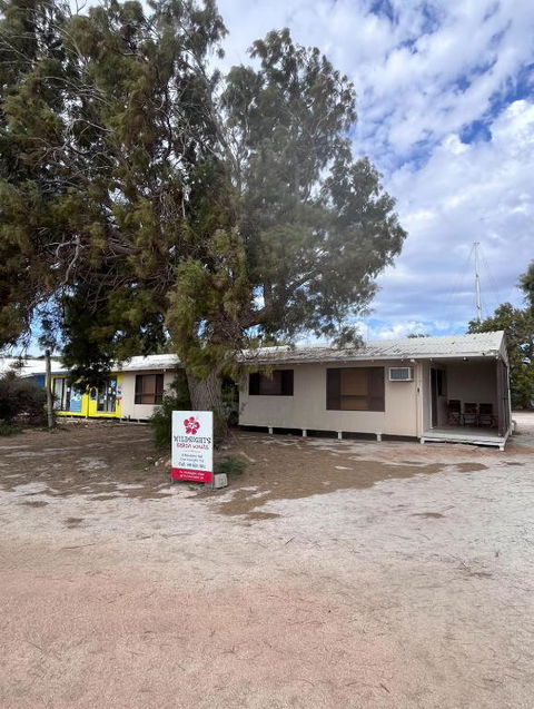 Wildsights Beach Units - Tourism Hervey Bay 2