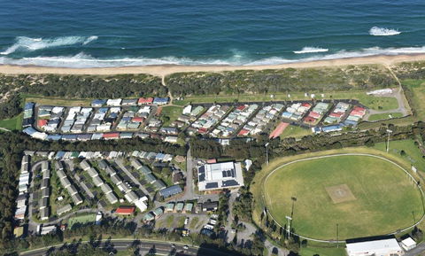 Wollongong Surf Leisure Resort - Hervey Bay Accommodation 0
