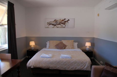 Calder Motel - Tourism Hervey Bay 1