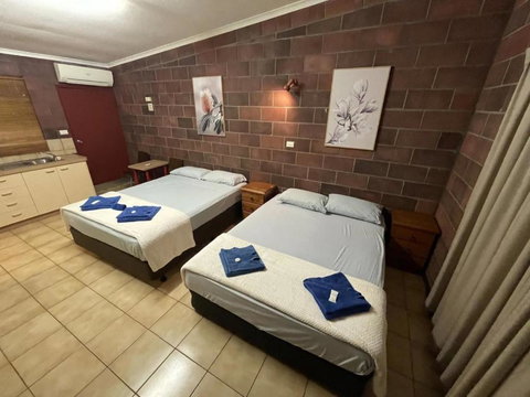 Darwin Boomerang Motel And Caravan Park - Tourism Hervey Bay 0