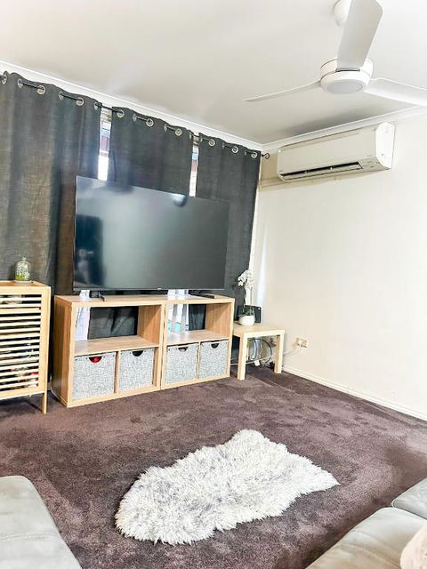 Queen Of The Desert Villa Secure & Gated 2 Bdrm Home - Hervey Bay Accommodation 3