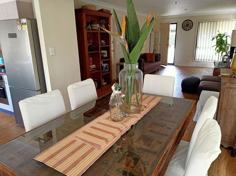 Tingalpa Townhouse Treat - Hervey Bay Accommodation 3