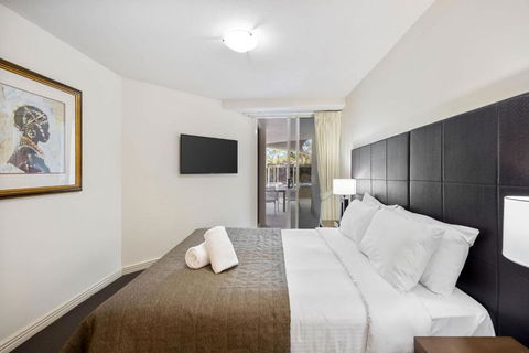 ZANZ205- Exclusive Outdoor Spa With Ocean Glimpses - Hervey Bay Accommodation 2