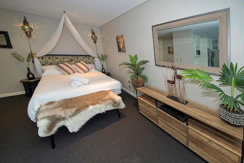ZANZIBAR FANTASTIC 1 Bedroom APARTMENT - Hervey Bay Accommodation 0