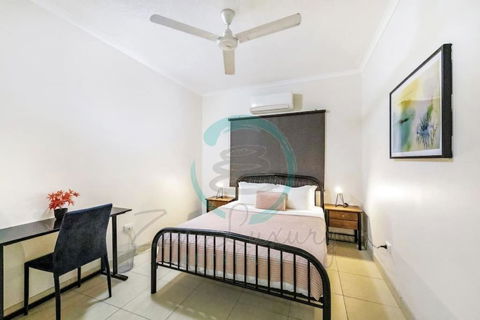 ZEN FORESHORE Cozy 2-BR, 2-BA Holiday Home + Pool - Hervey Bay Accommodation 2
