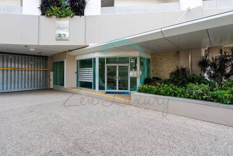 ZEN Tree Blossom: 3-BR Luxury Apt Near Waterfront - Hervey Bay Accommodation 1