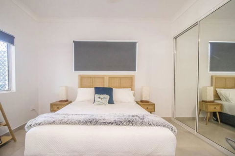 ZEN GARDEN - COZY 2-BR + Modern Design W/ Aircon - Hervey Bay Accommodation 1