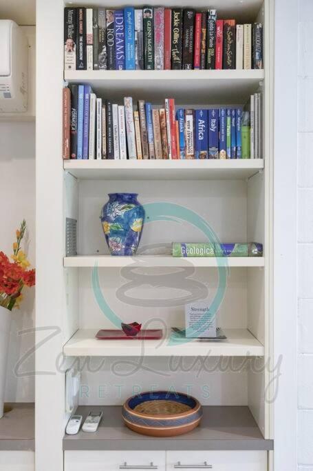 ZEN TREETOPS - Boutique 2-BR Apt W/ Private Pool - Tourism Hervey Bay 1