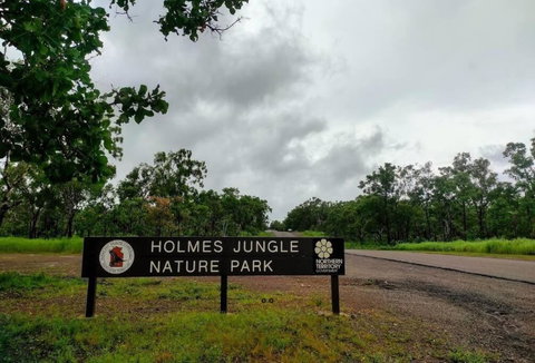 Zenhouse: 4BR Stylish Work/Family Home In Muirhead - Hervey Bay Accommodation 3