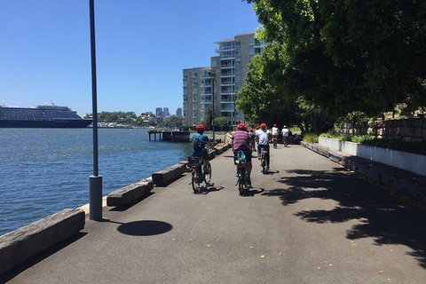 Sydney Harbour Discovery Tour - Hervey Bay Accommodation 4