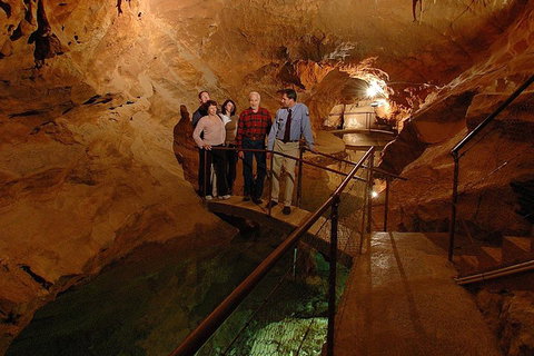 Private Tour: Jenolan Caves & Blue Mountains In A Day - Hervey Bay Accommodation 3