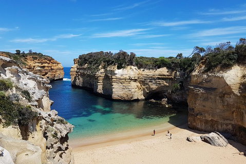 Helicopter Flight + Fine Dining Private Luxury Great Ocean Road Tour - Hervey Bay Accommodation 1