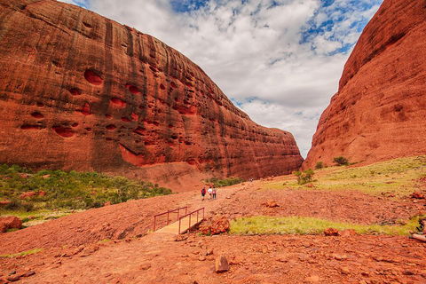 Kata Tjuta Sunrise And Valley Of The Winds Half-Day Trip - Hervey Bay Accommodation 3