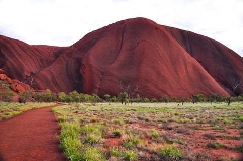 Ayers Rock Combo: Uluru Base And Sunset Plus Uluru Sunrise And Kata Tjuta With An Optional BBQ Dinner Or Kings Canyon Day Trip - Tourism Hervey Bay 5