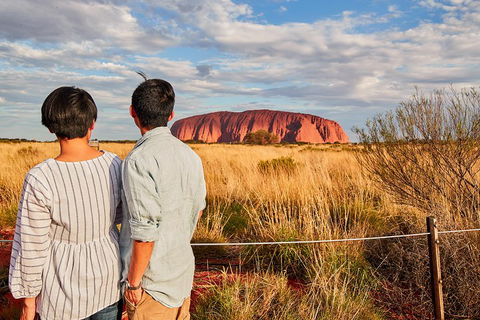 Uluru (Ayers Rock) Sunset Tour - Hervey Bay Accommodation 1