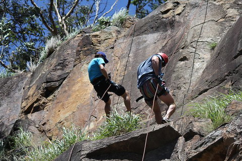 Abseiling The Kangaroo Point Cliffs In Brisbane - Hervey Bay Accommodation 4