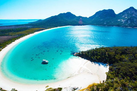 Wineglass Bay Private Charter Service - Tourism Hervey Bay 2