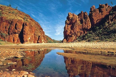 Alice Springs, Uluru Ayers Rock & Kings Canyon 8 Days Touring Package - Hervey Bay Accommodation 4