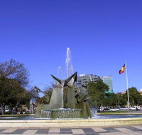 Explore Adelaide City Tour Haigh's Tasting Chocolate  Adelaide Oval Tour - Hervey Bay Accommodation