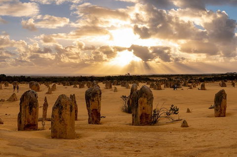 Pinnacle Desert Sunset And Night-time Stargazing Tour From Perth - Tourism Hervey Bay 0