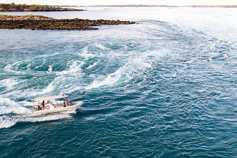 Cape Leveque, Sea Safari And Aboriginal Communities From Broome - Hervey Bay Accommodation 3