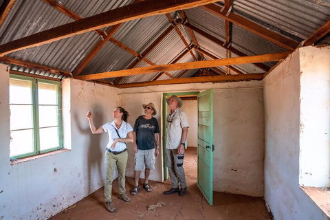 Private Cultural And Historical Painted Desert Tour In Hermannsburg - Hervey Bay Accommodation 4