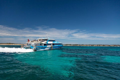 Perth To Rottnest Island Roundtrip Ferry Ticket - Hervey Bay Accommodation 4