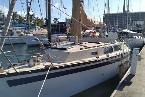 Townsville Small Group Sunset Sail Sailing Cruise Boat Tour Charter Hire - Hervey Bay Accommodation 3