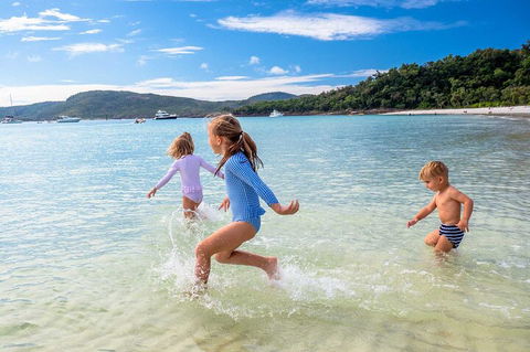 Whitehaven Beach And Daydream Island Cruise - Hervey Bay Accommodation 3