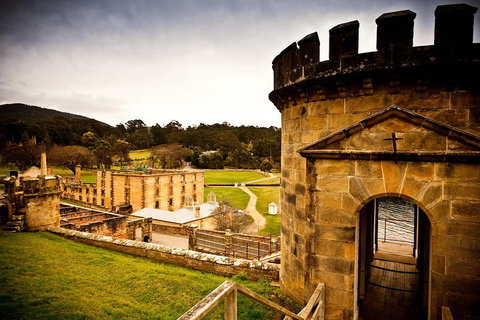 Port Arthur Express Shuttle - Hervey Bay Accommodation 0