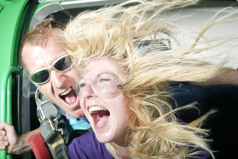 Byron Bay Tandem Sky Dive - Tourism Hervey Bay 3