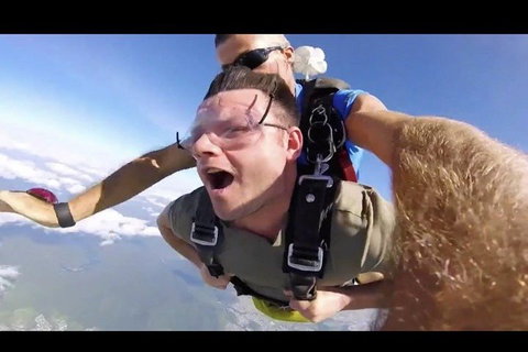 Reef And Rainforest Tandem Sky Dive In Cairns - Tourism Hervey Bay 1